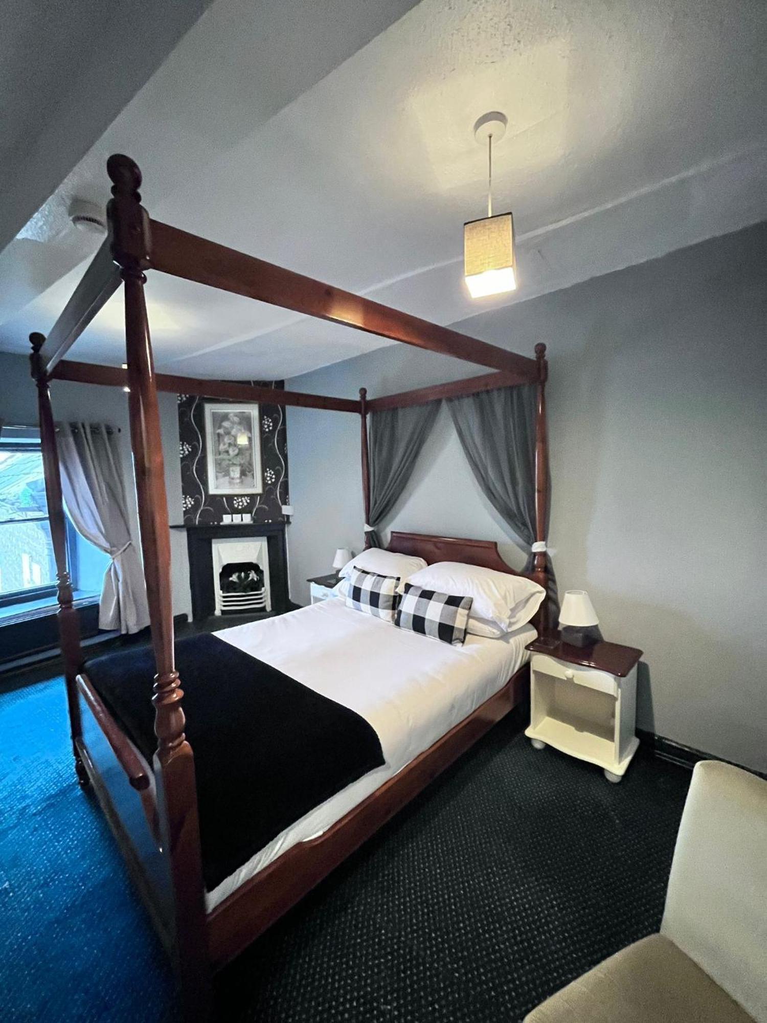 Black Bull Hotel Reeth Extérieur photo